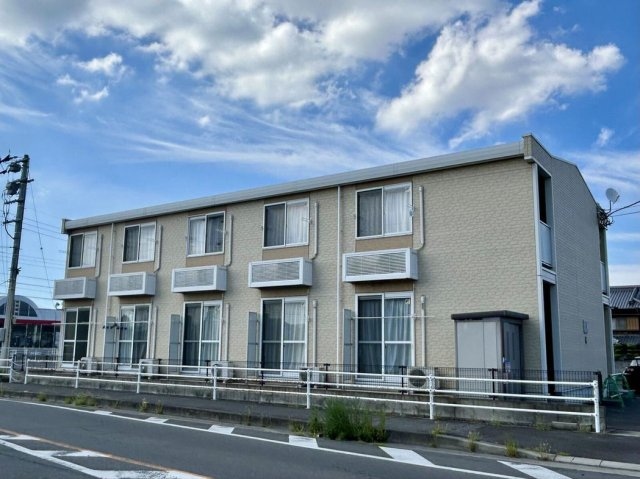 レオパレスアークの物件外観写真