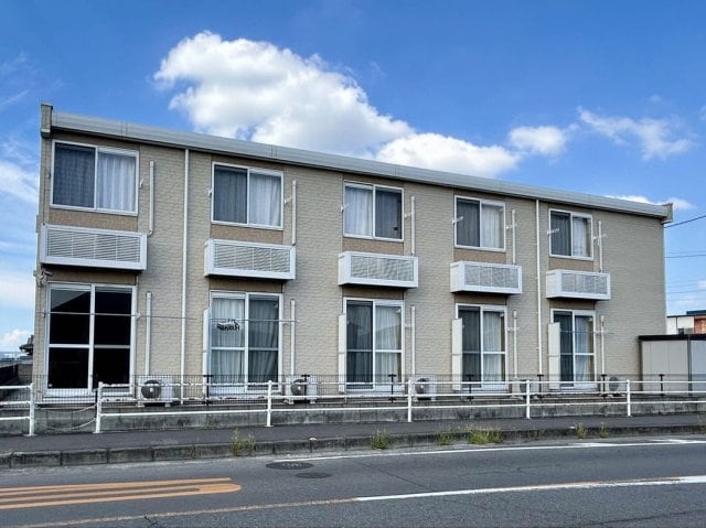 レオパレスアークの物件外観写真