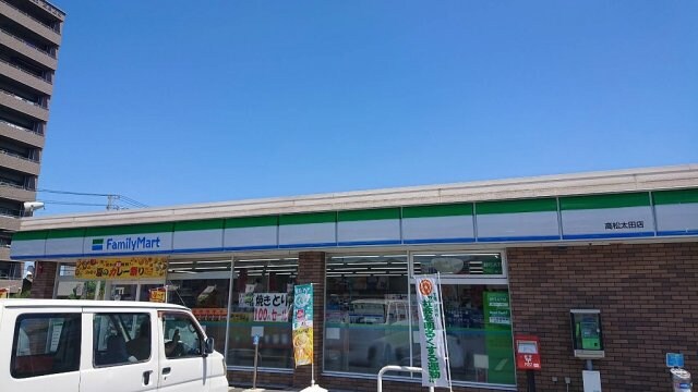 レオパレスＣｏｚｙ　ｃｏｕｒｔの物件外観写真