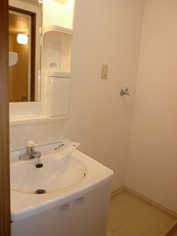 グレープガーデンＡの物件内観写真