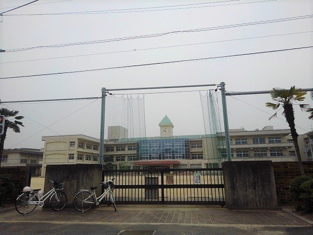 クリアストリーム　Ｂの物件外観写真