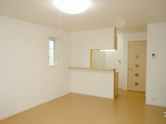 リジエール　タンドルＡの物件内観写真