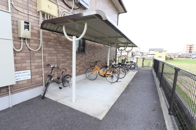 アーバンハイツ ２８　Ａ棟の物件内観写真