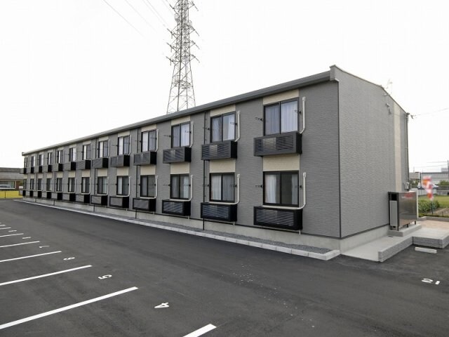 レオパレスソレアード国分寺の物件外観写真