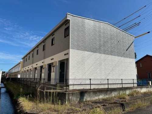 レオパレスＰ　Ｆ　Ⅱの物件外観写真