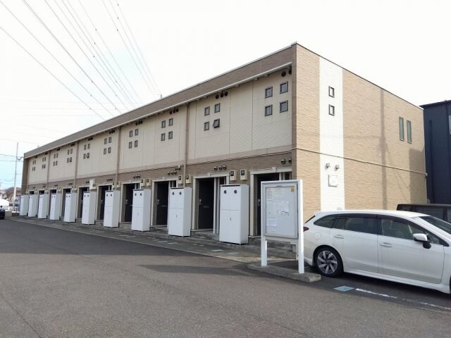 レオネクストかおりの物件外観写真