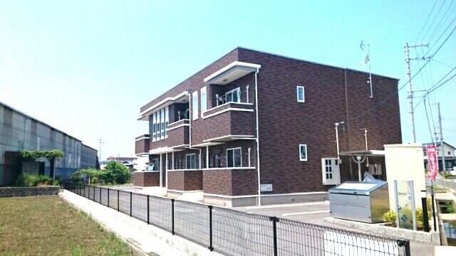 レスタンノールの物件外観写真