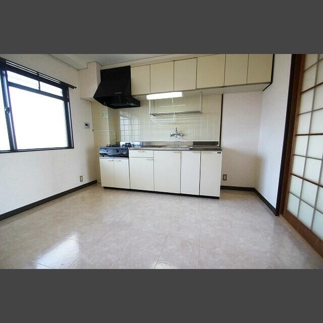 三条駅前ハイツの物件内観写真