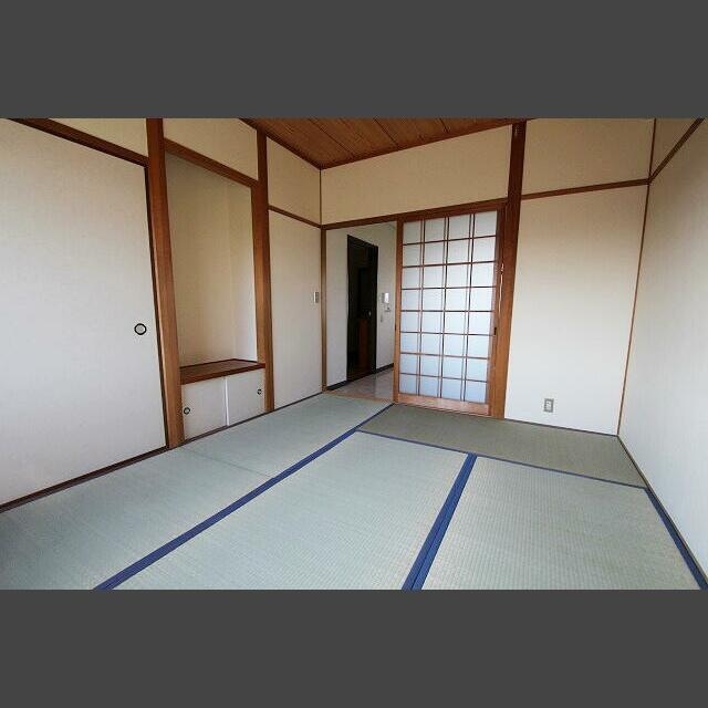 三条駅前ハイツの物件内観写真