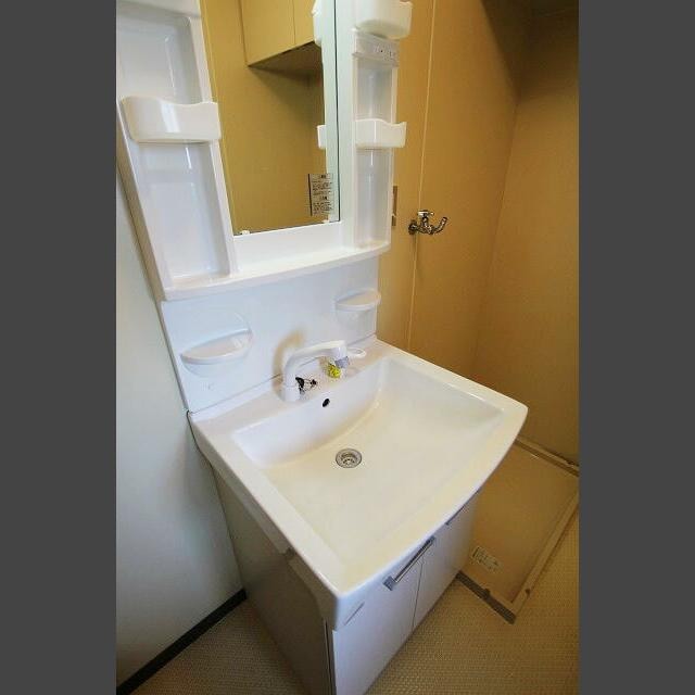 三条駅前ハイツの物件内観写真