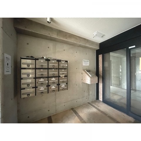 フローレス昭和町の物件外観写真