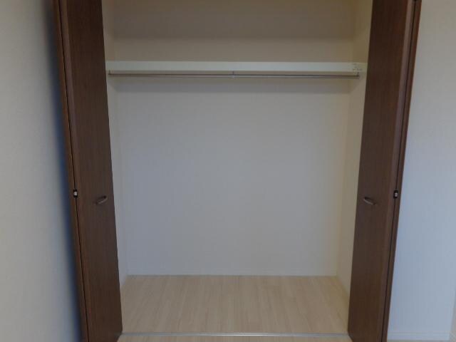 ミラフローレスの物件内観写真