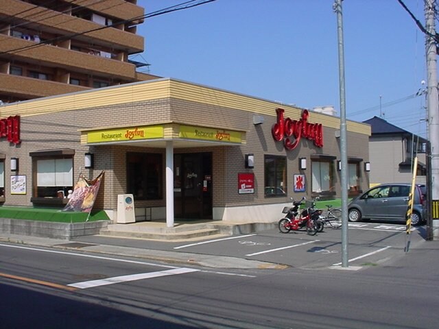 ミラフローレスの物件外観写真