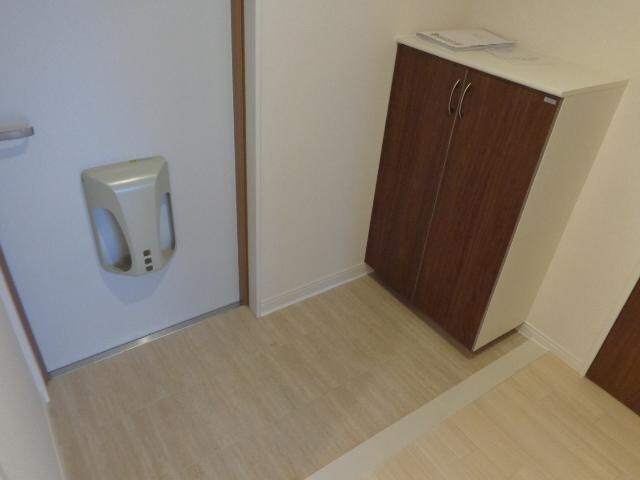 ミラフローレスの物件内観写真