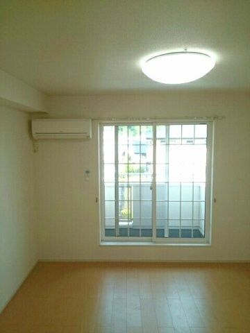 リラ・ハウスの物件内観写真