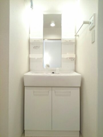 リラ・ハウスの物件内観写真