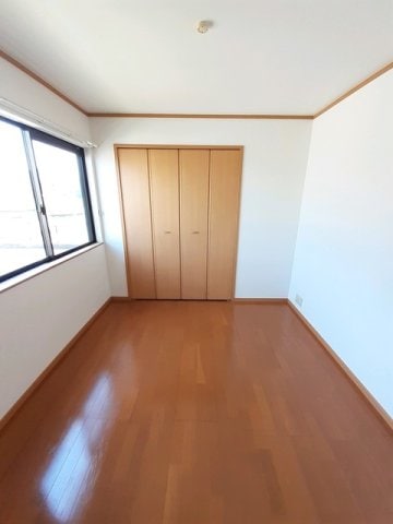 ラフレシールＡの物件内観写真