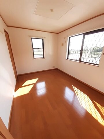 ラフレシールＡの物件内観写真