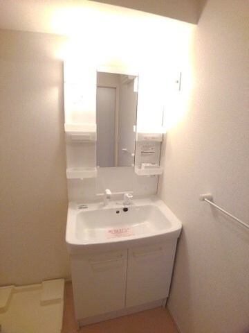 フロル　観音寺Ａの物件内観写真