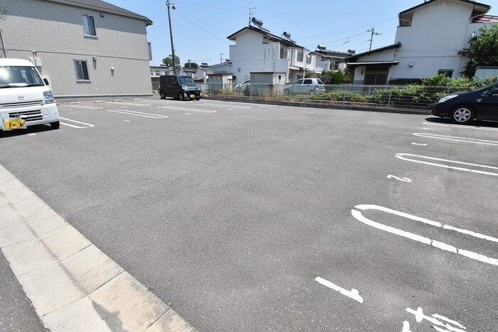 クオーレ・アロッジオ　勅使の物件外観写真