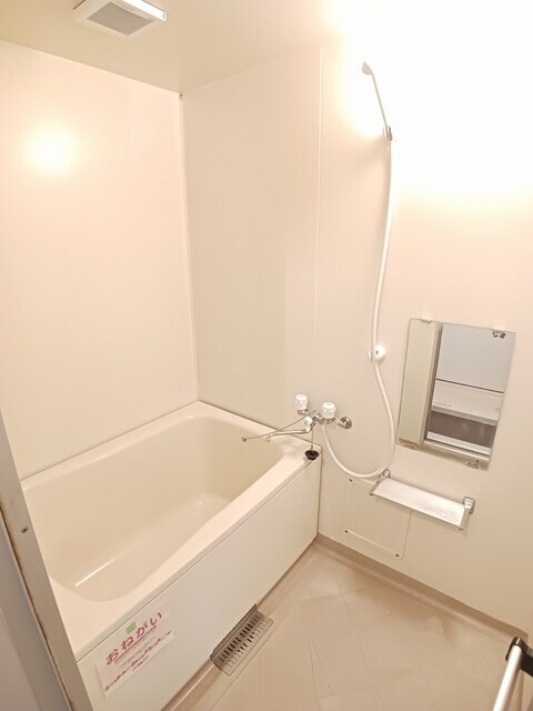 ニューシティー八栗口Ｂの物件内観写真