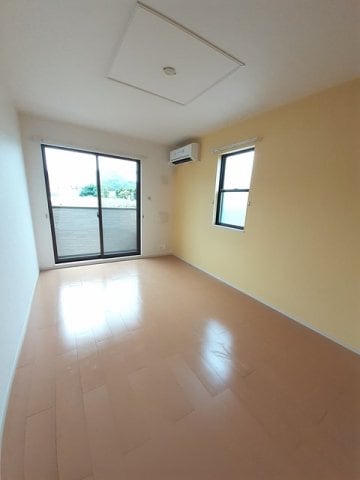 グランド・ソレイユⅠの物件内観写真