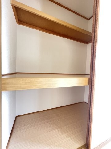 ユイマール　ガーデン　B棟の物件内観写真