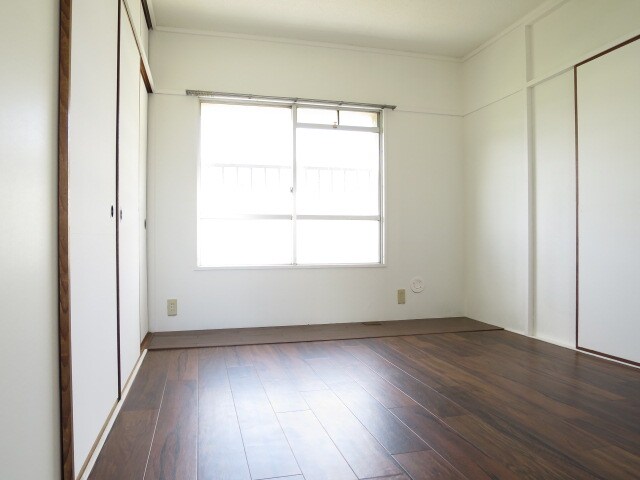 ヴィラナリー屋島7号棟の物件内観写真