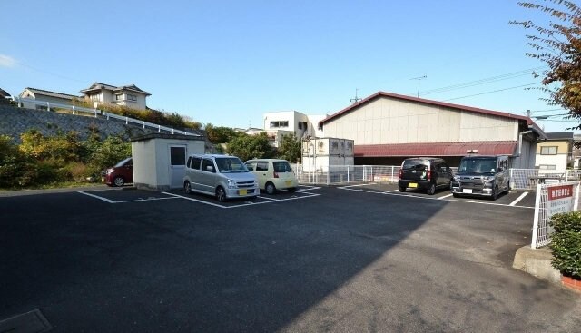 カレッジ三共パートIの物件外観写真