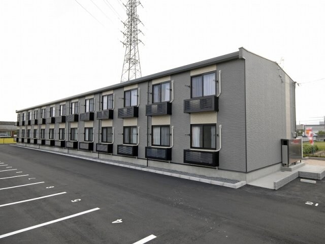 レオパレスソレアード国分寺の物件外観写真