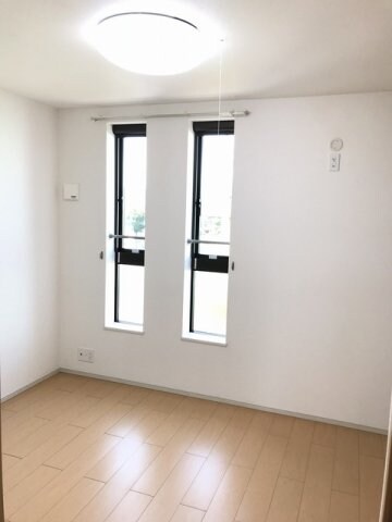 モントレゾールの物件内観写真