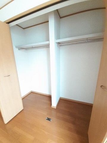 リバーサイド本山Ｇの物件内観写真