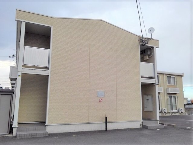 レオパレスアークの物件外観写真