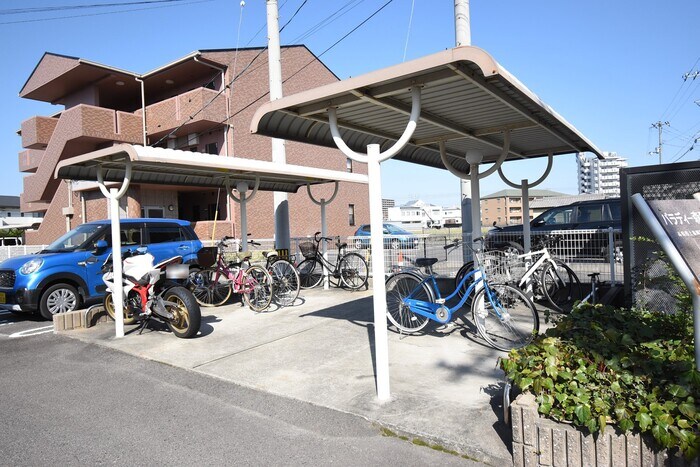 パラディー森塚の物件内観写真