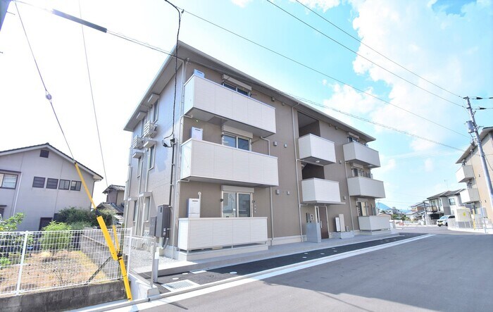 カルテット　D棟の物件外観写真