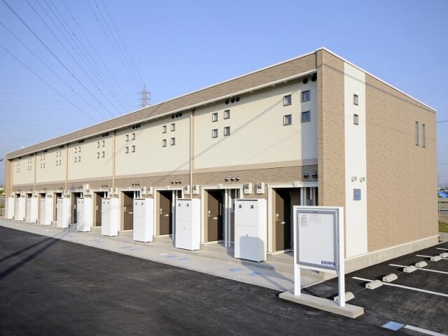 レオネクストかおりの物件外観写真