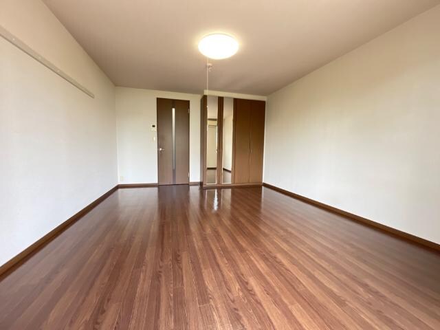 ヴァンルージュの物件内観写真