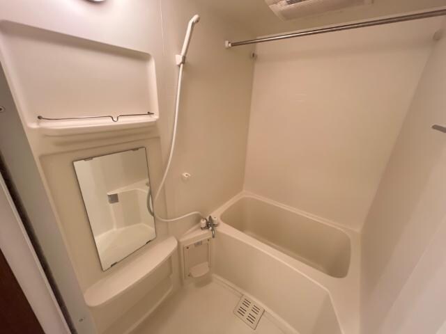 ヴァンルージュの物件内観写真