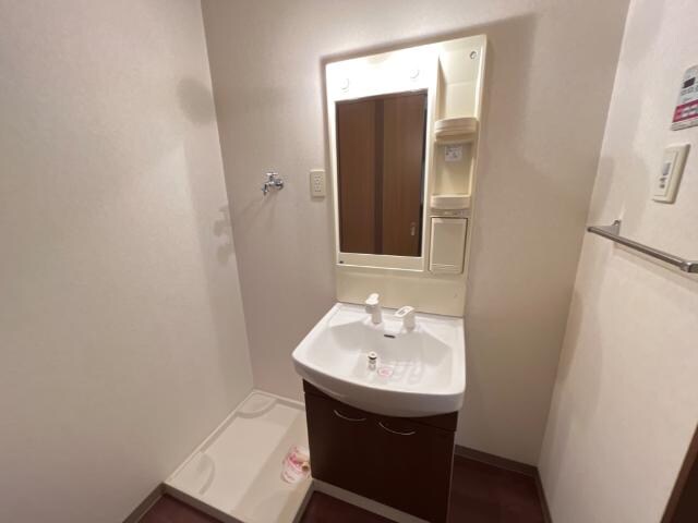 ヴァンルージュの物件内観写真