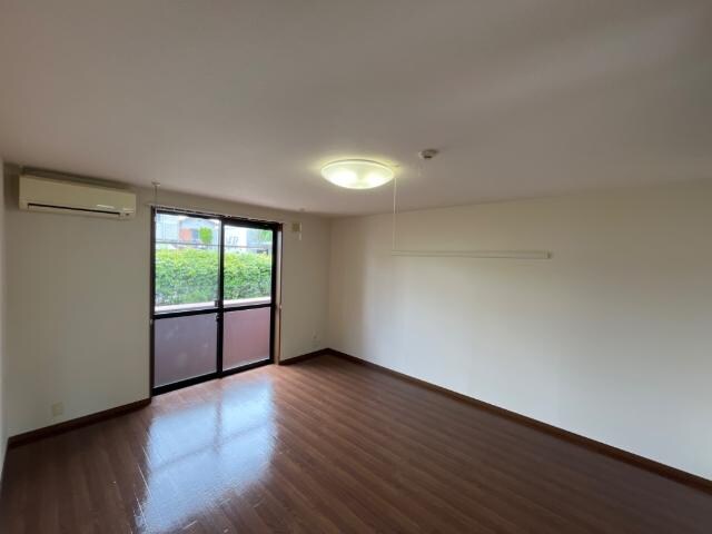 ヴァンルージュの物件内観写真