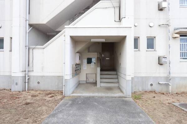 ビレッジハウス豊浜2号棟の物件外観写真