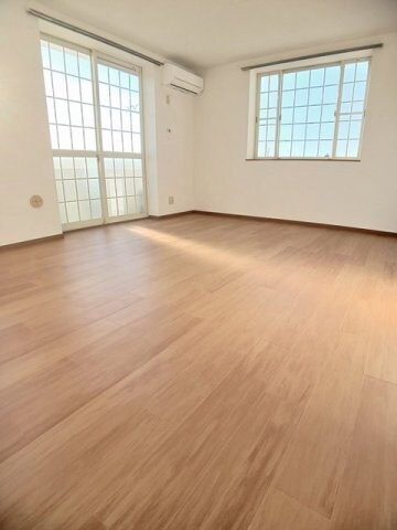 ヴィラ・ヒューゲル　Ｂの物件内観写真