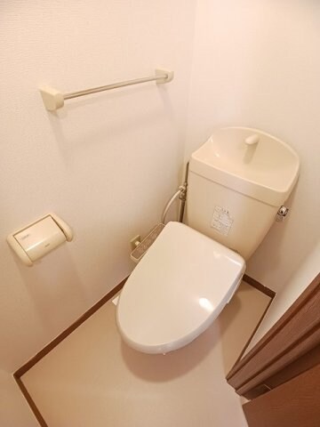 ヴィラ・ヒューゲル　Ｂの物件内観写真