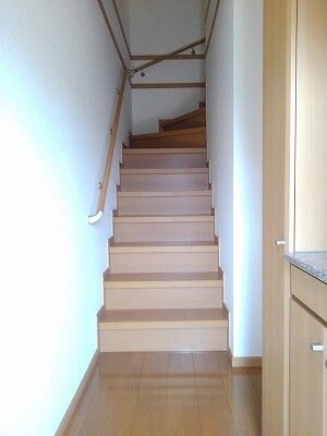 ラ・フェスタＣの物件内観写真