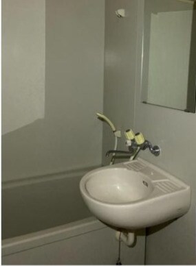 オレンジコート栗林の物件内観写真