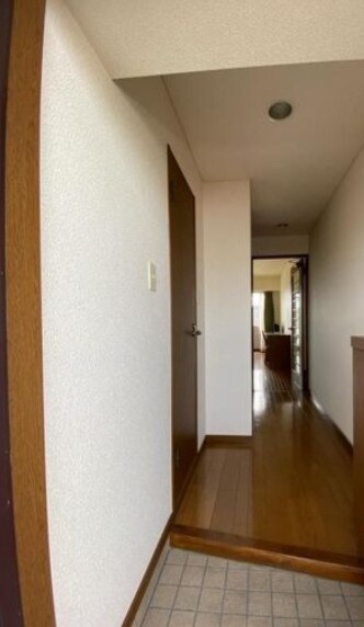 オレンジコート栗林の物件内観写真