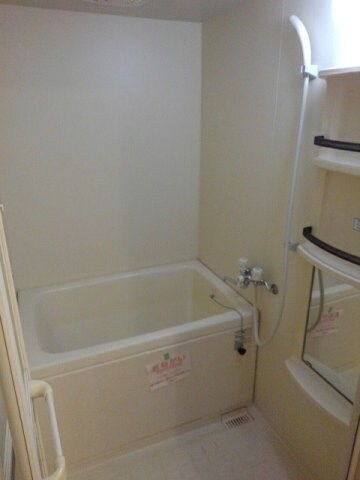 ラフィネ・メゾンＡの物件内観写真