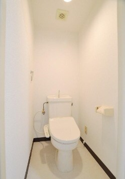 カレッジ三共パートIの物件内観写真