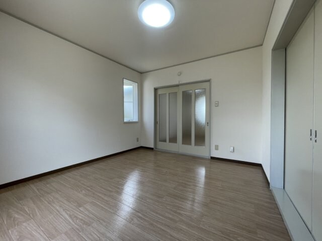 クレストヤマの物件内観写真