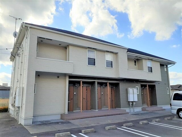 フォンモンターニュⅡＣの物件外観写真